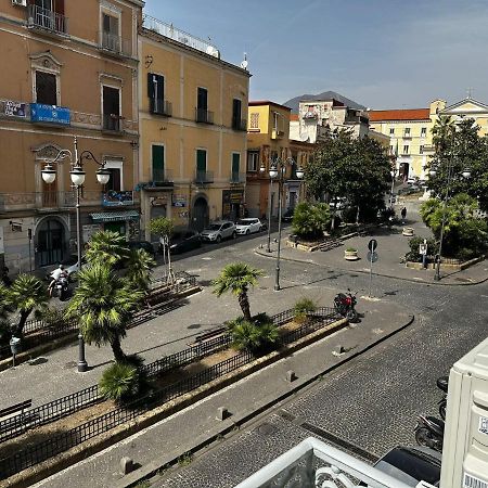 Вілла Il Balcone Sulla Piazza Торре-Аннунціата Екстер'єр фото